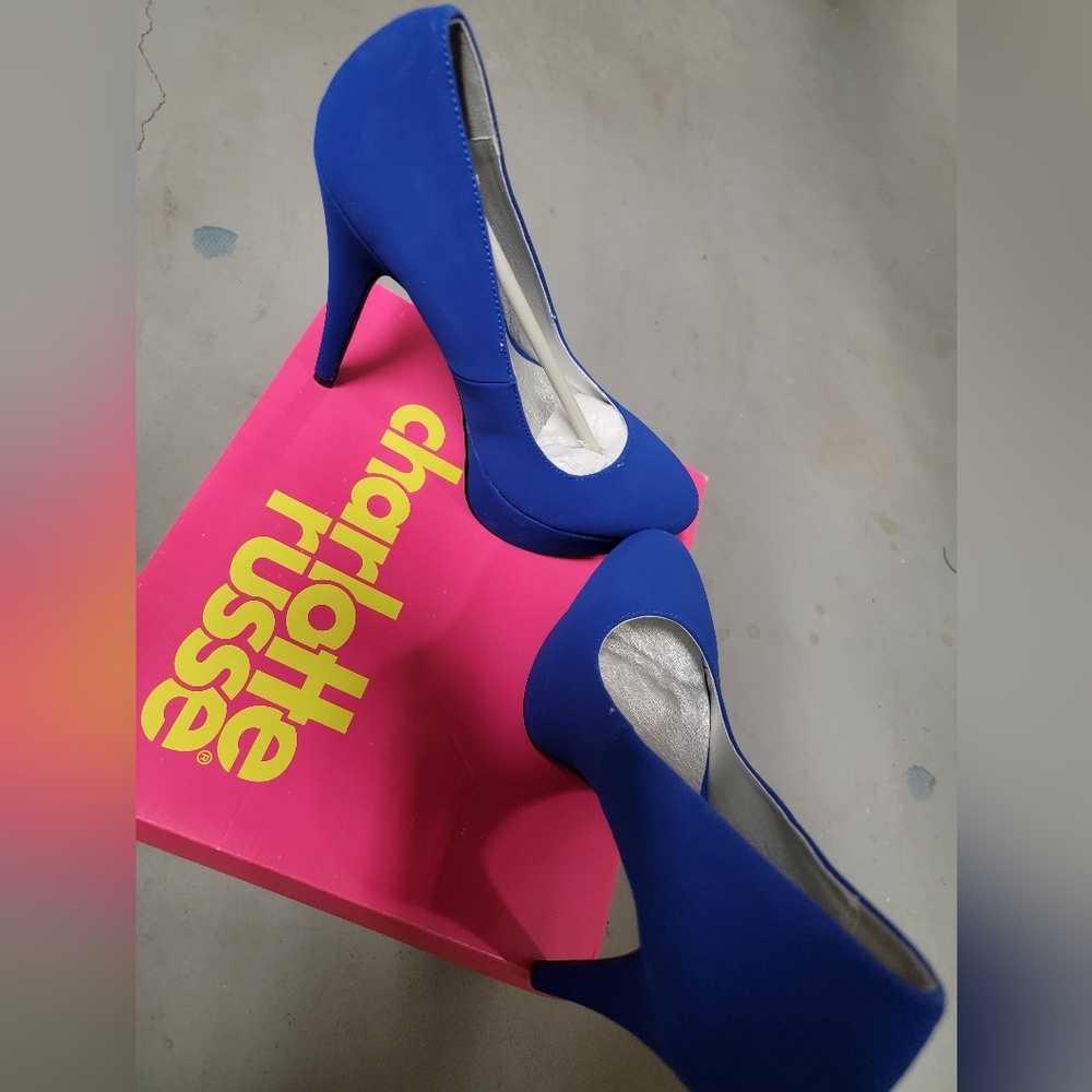 Cobalt Blue BRAND NEW Heels Size 8 Womens